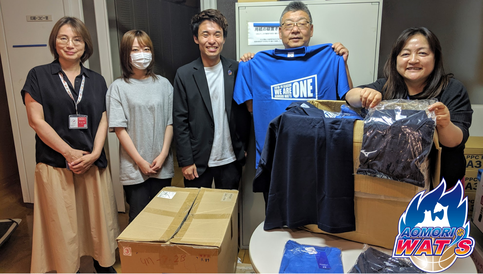 青森ワッツさんから、Tシャツやポロシャツをいただきました。